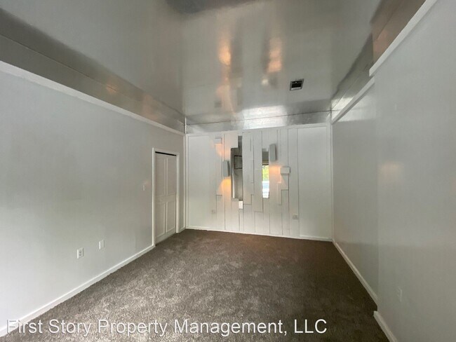 Building Photo - 4 br, 2 bath House - 548 Maclay Road