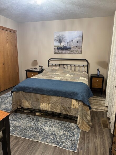 Main Floor Primary - 4727 W Antelope Dr