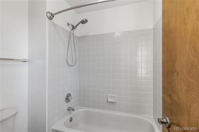 Building Photo - 5123 Red Oak Way