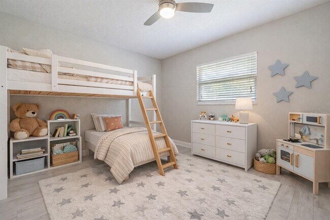 Building Photo - 4106 W Carmen St