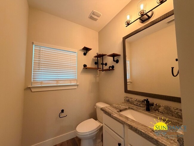 Building Photo - Elegant 4-Bedroom Home in Elliot Point with multiple neighborhood parks!