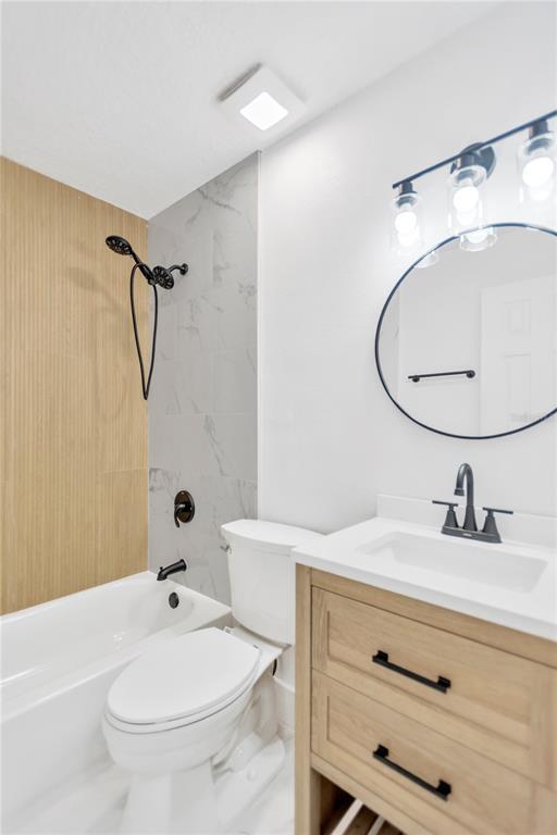 Building Photo - 617 Edenville Ave