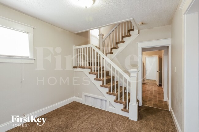 Building Photo - 1603 Elmwood Ave