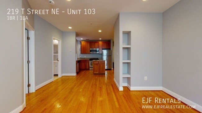 Building Photo - Modern 1 bedroom unit in Bloomingdale/Ecki...