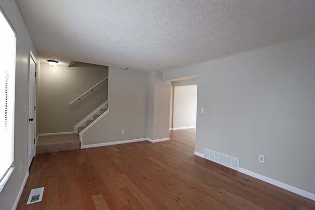 Building Photo - 5740 Vestry Ct