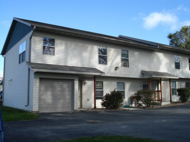 Primary Photo - 945 West Ave