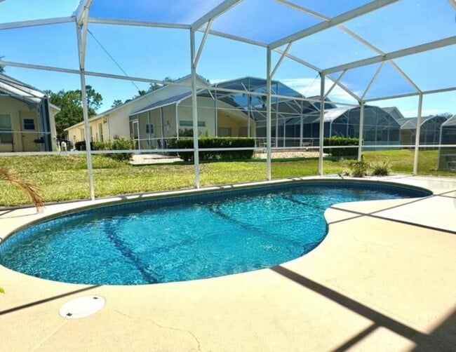 Building Photo - 1708 Clubhouse Cove