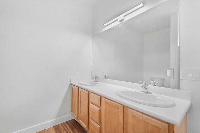 Building Photo - 81375 Paludosa Dr