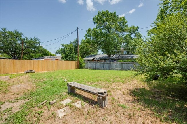 Building Photo - 1813 Ohlen Rd