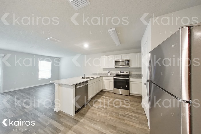 Building Photo - 8755 N Nobleton Way