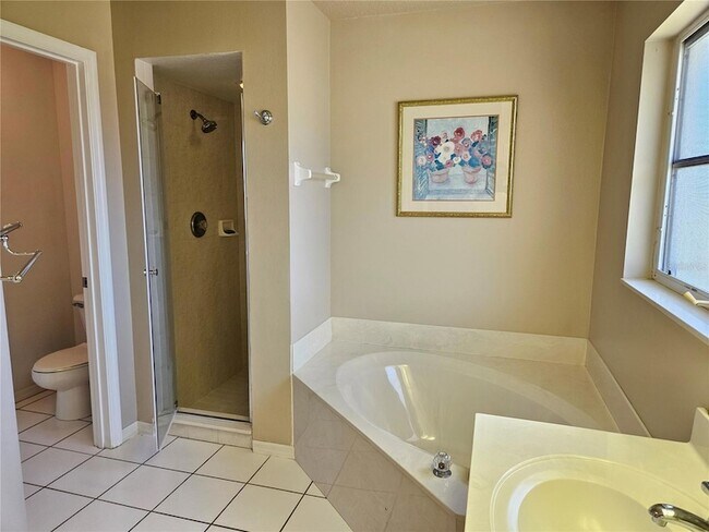 Building Photo - 1180 Palmetto Dr