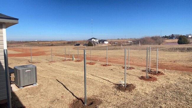 Building Photo - 10508 Baled Bermuda Rd