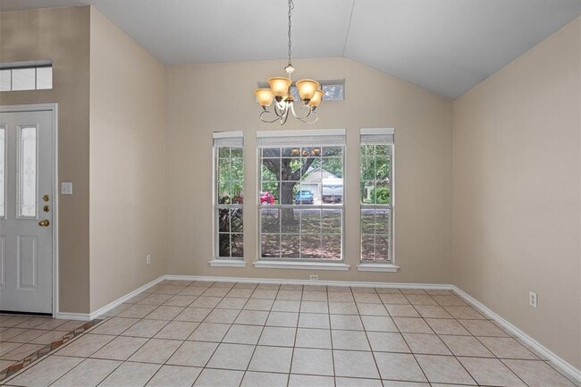 Building Photo - 1404 River Oak Dr