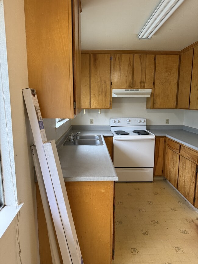 Building Photo - 1270 Haven Ln