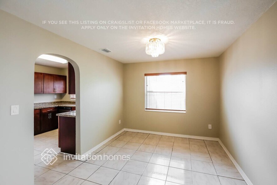 Building Photo - 1330 NW 192nd Ln