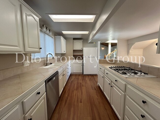 Building Photo - G Street