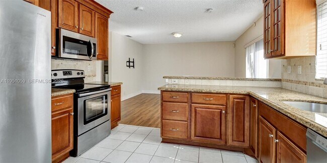 Building Photo - 1110 NW 108th Ave