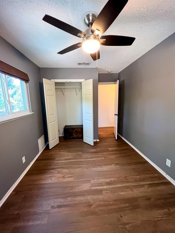 Building Photo - 8519 Shenandoah Dr