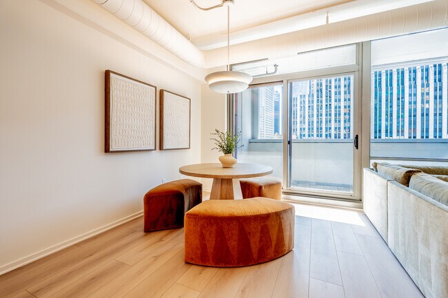 Building Photo - 240 E Illinois St