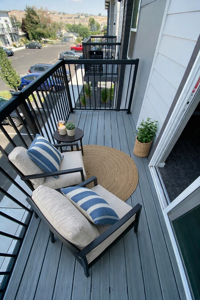 Building Photo - CC, LLC - Bldg 20