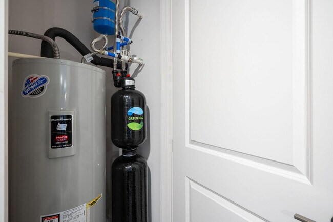 Building Photo - 3131 N Central Ave