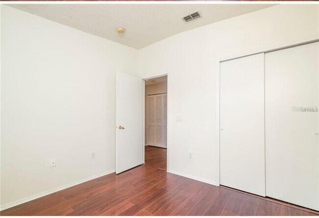 Building Photo - 13301 Fairway Glen Dr