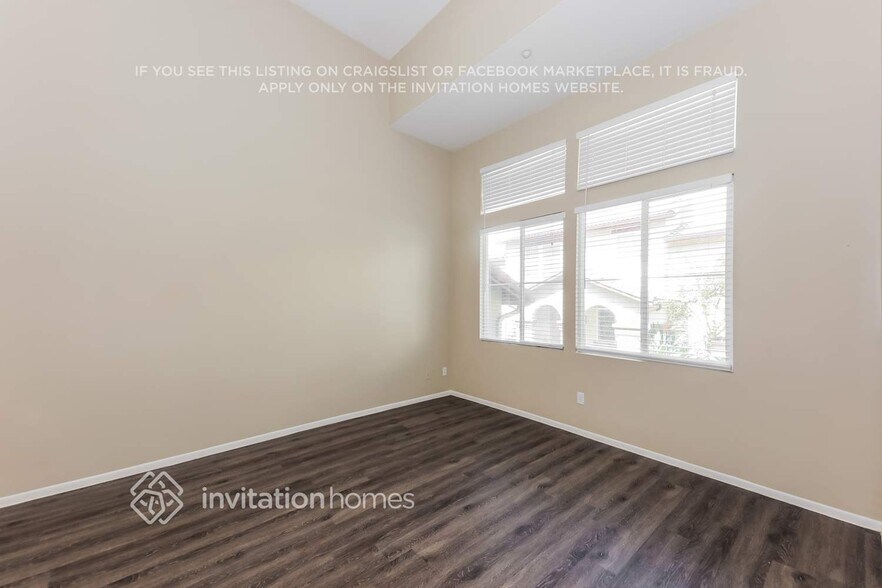 Building Photo - 33540 Willow Haven Ln