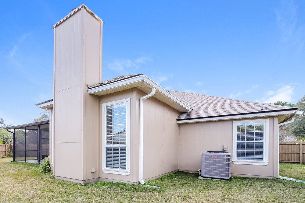 Building Photo - 12589 Hidden Gardens Dr
