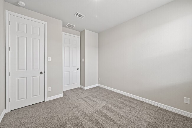 Building Photo - 138 Solana Point Dr