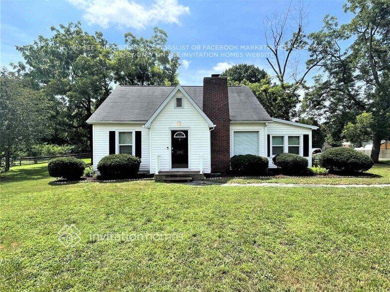 Primary Photo - 2200 Centergrove Rd