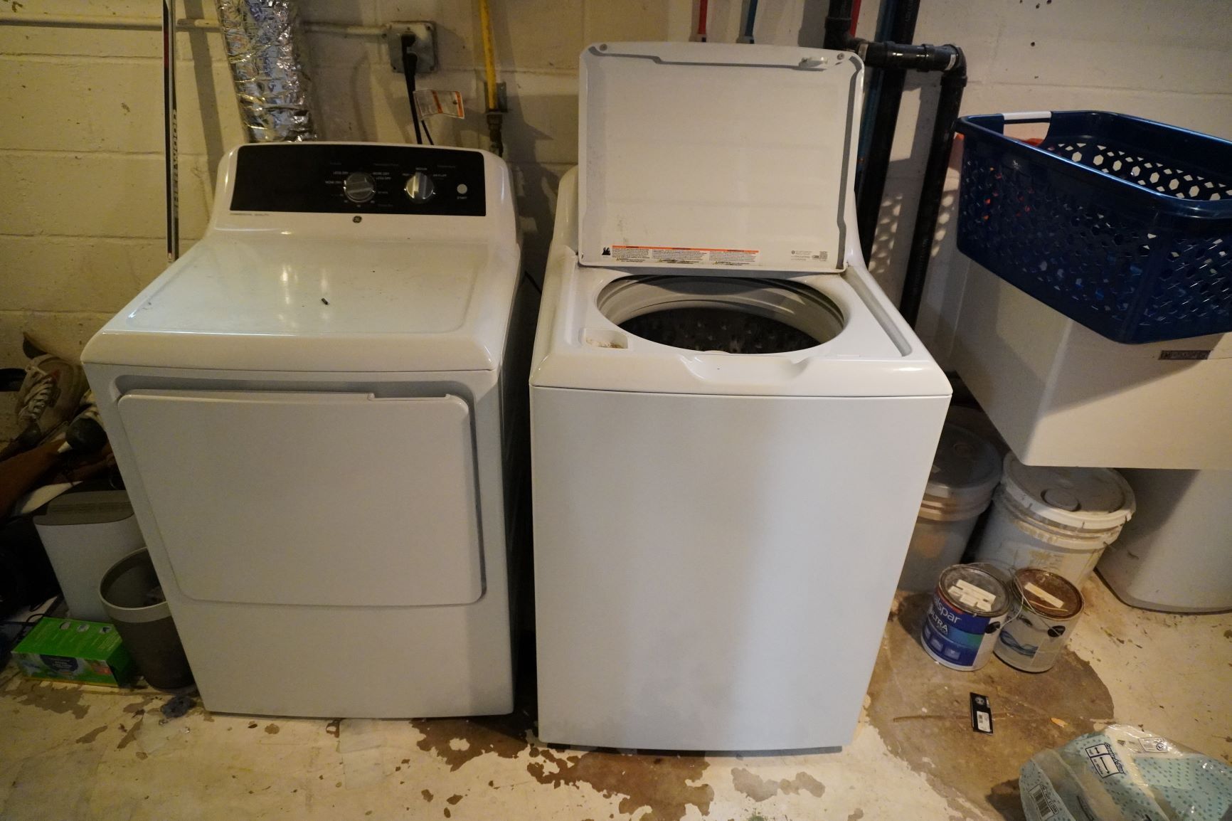 Wash and Dryer - 4317 W 36th St