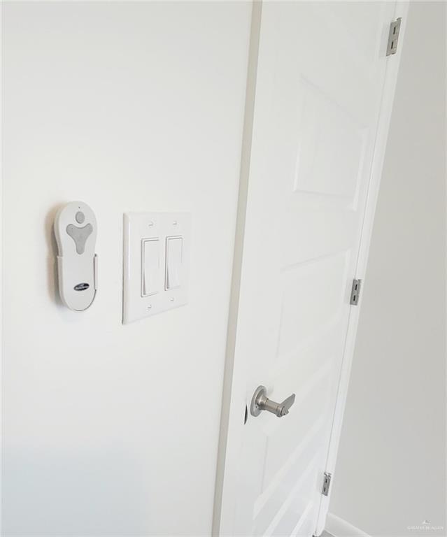 Building Photo - 13 South Dr