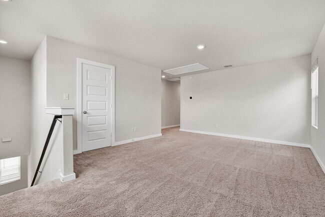 Building Photo - Charming 4-Bedroom Home in Millican Grove – Near Randolph AFB!
