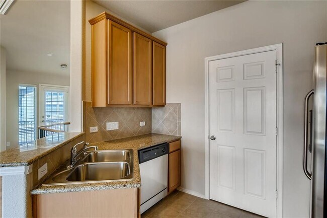 Building Photo - 14815 Avery Ranch Blvd