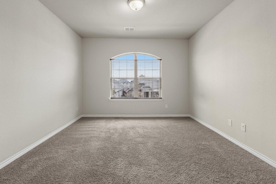Building Photo - 3732 Fossil Tree Ln