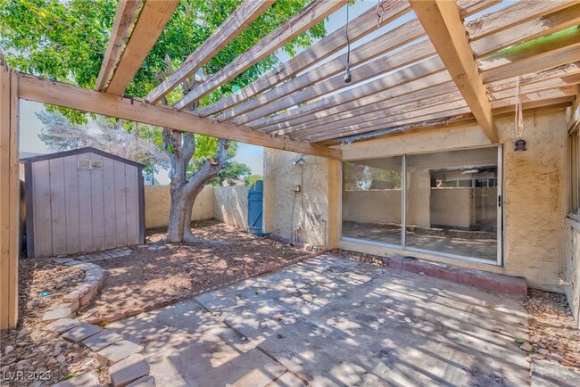 Building Photo - 4308 E Gretna Green Ct