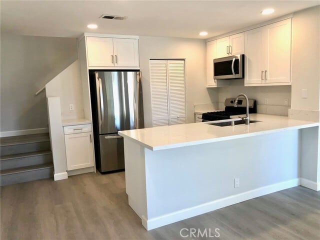 Building Photo - 11 Briarglen