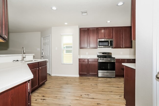 Building Photo - 16738 N Gull Dr