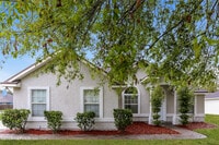 Building Photo - 86016 Cherry Laurel Way