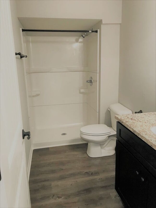 Building Photo - Serrano Townhomes: Where Comfort Meets Con...