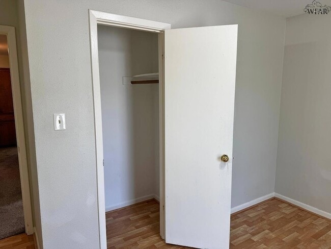 Building Photo - 4610 N Eden Hills Cir