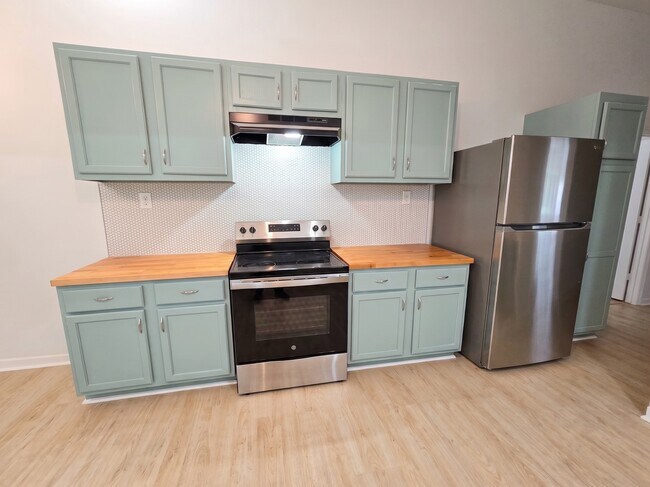 Building Photo - McDonough Duplex