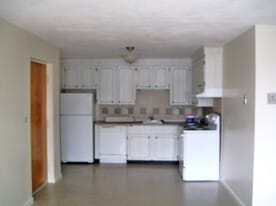 Building Photo - 166 Lexington St