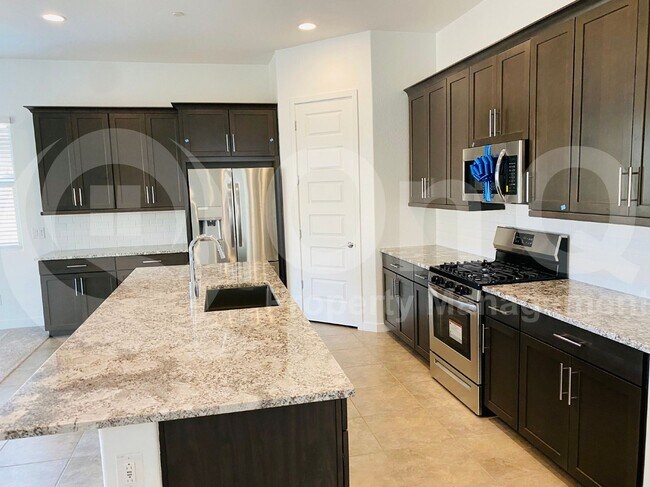 Building Photo - 12534 W Calle De Baca