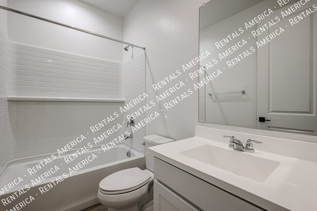Building Photo - 4841 S Carver-