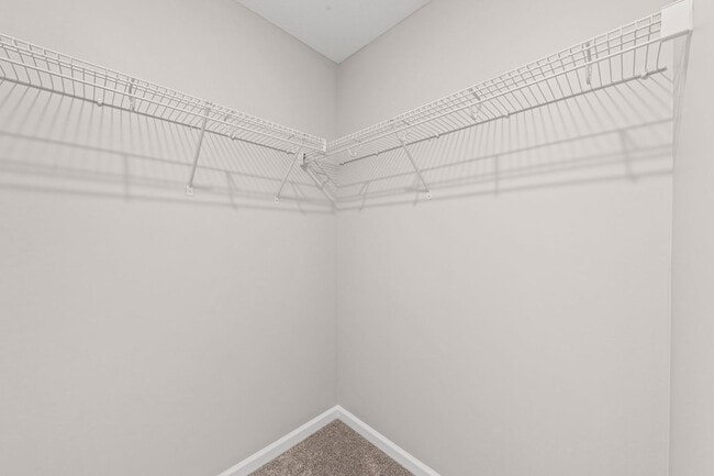 Building Photo - Gorgeous End Unit Townhome for Rent!!