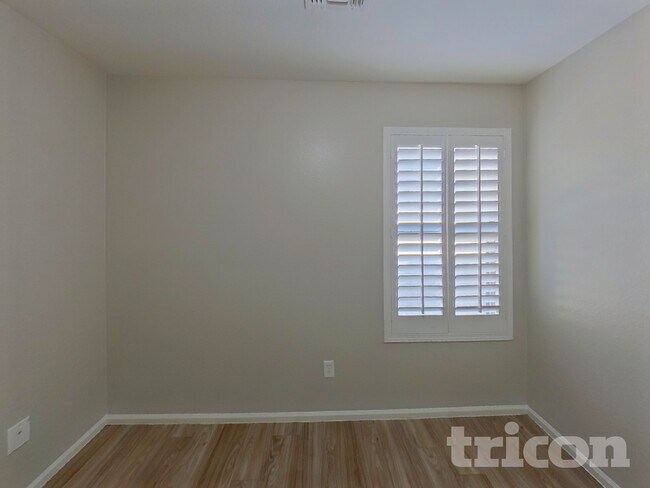 Building Photo - 42396 Colby Dr