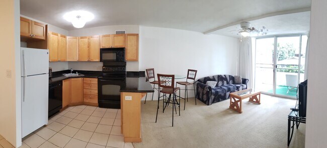 Building Photo - Window AC. Waikiki. Near Beaches.