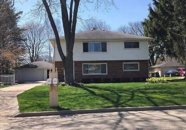 Primary Photo - 1533 N 116th St