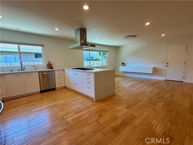 Building Photo - 16313 St Andrews Pl